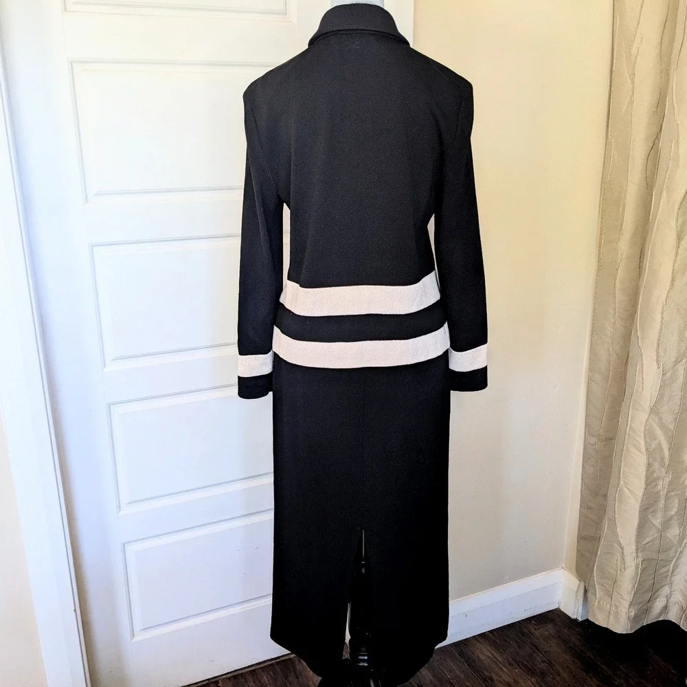 Vintage St John Collection Santana Knit 2 Piece Skirt Suit Set 6 Black Cream - Picture 5 of 16